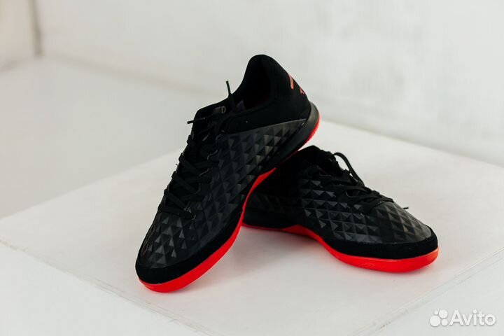 Футбольные бутсы для зала Nike react legend 8 PRO