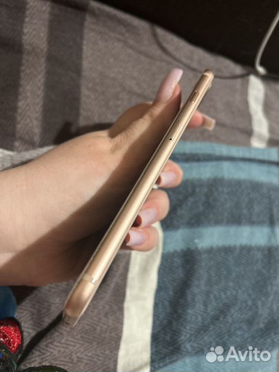 iPhone 8 Plus, 64 ГБ