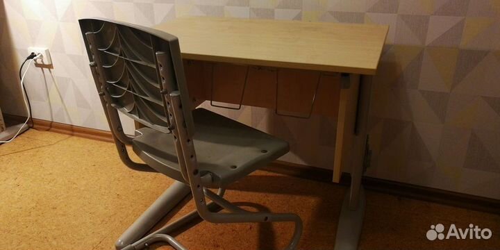 Растущая парта и стул дэми