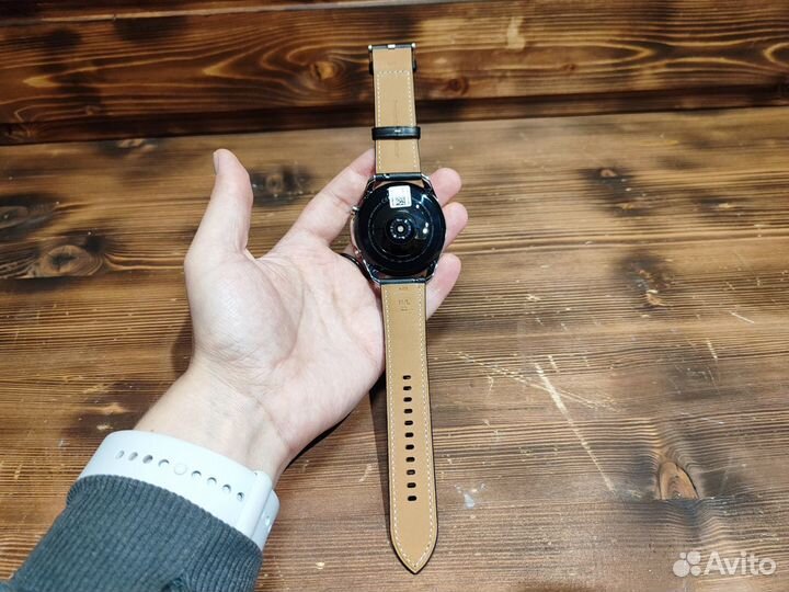 Смартчасы Samsumg Galaxy Watch3