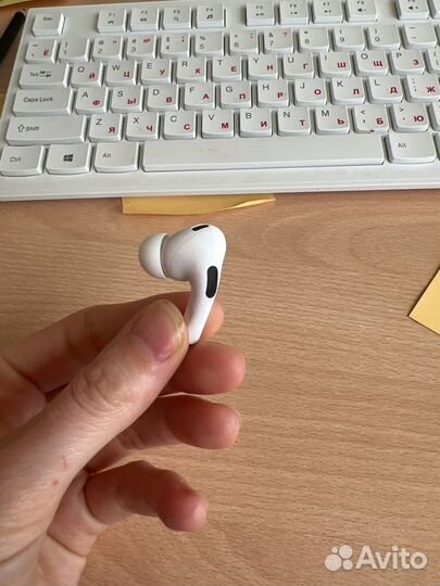 Левый наушник airpods 2 А2699