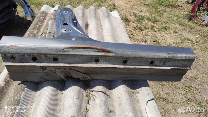 Порог правый Honda civic 4 D