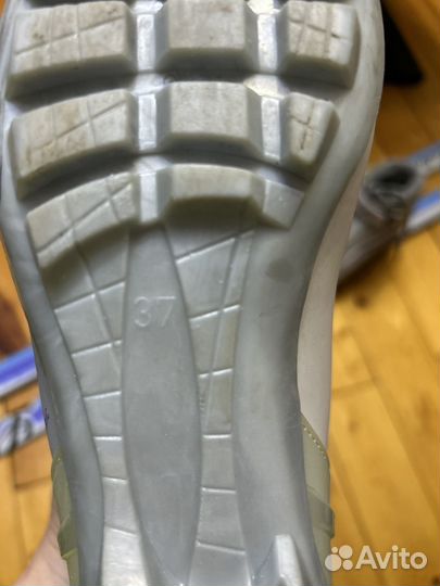 Беговые лыжи комплект