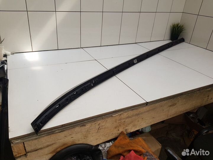 Рейлинг правый (Geely Atlas)