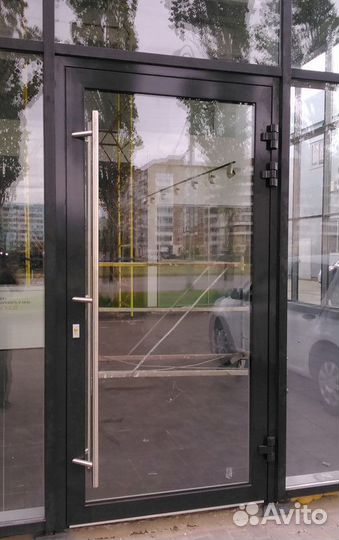 Алюминиевые двери / Дверь алюминиевая под ключ