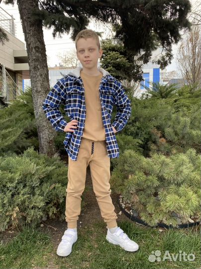 Костюм H&M 140 см