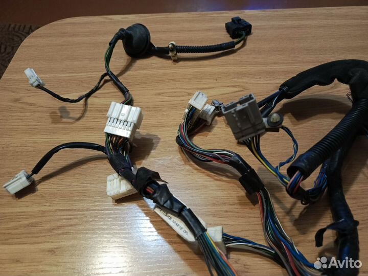 Проводка двери Nissan Teana j31