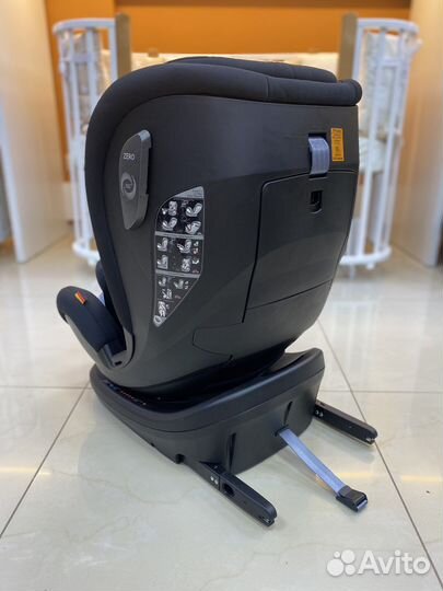 Автокресло Peppy Zero (0-36кг) Isofix черное