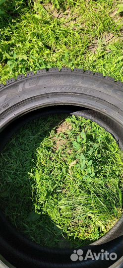 Pirelli Ice Zero 2 245/45 R19 102H