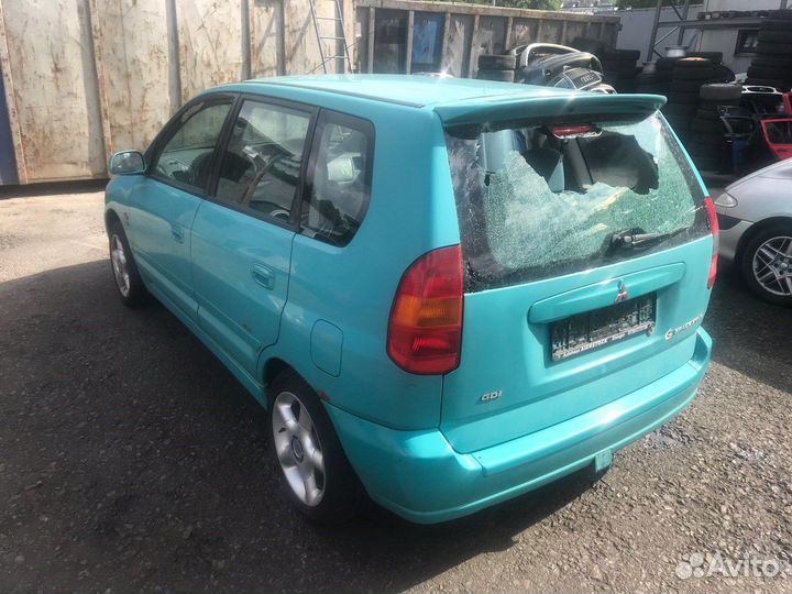 Разбор на запчасти Mitsubishi Space Star