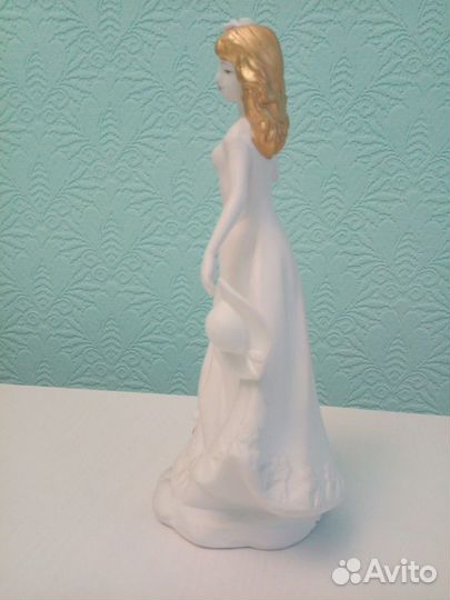 Статуэтка (итальянский фарфор)