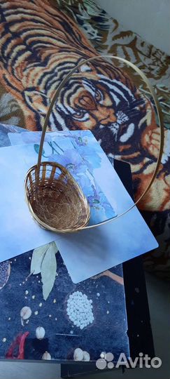 Корзина плетеная для подарков