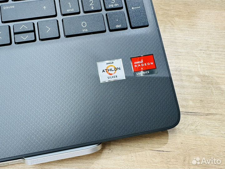 Новый HP по чеку 30 т. Р. IPS AMD Atlhon Silver