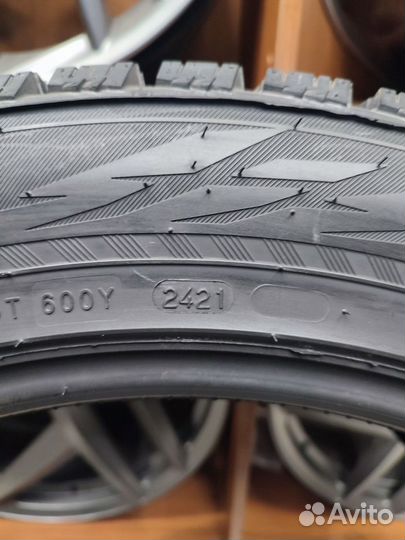 Nokian Tyres Hakkapeliitta R3 SUV 285/45 R20 112T