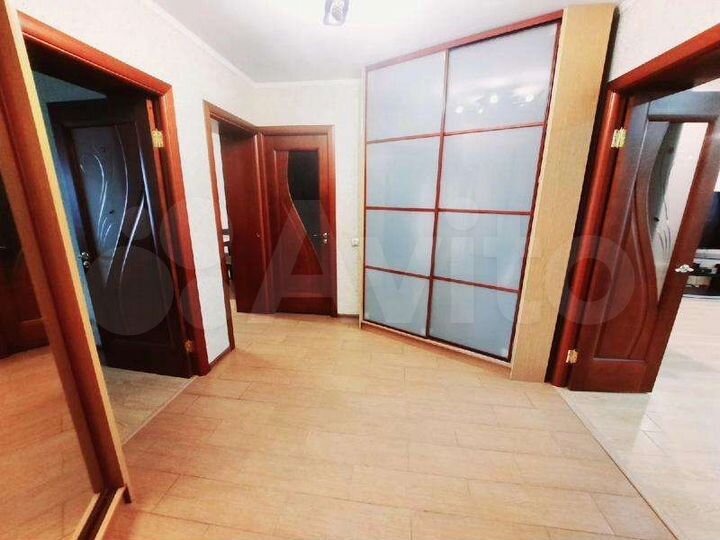 3-к. квартира, 84 м², 3/5 эт.