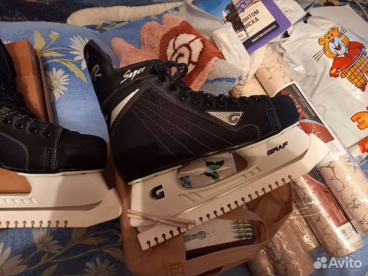 Коньки хоккейные