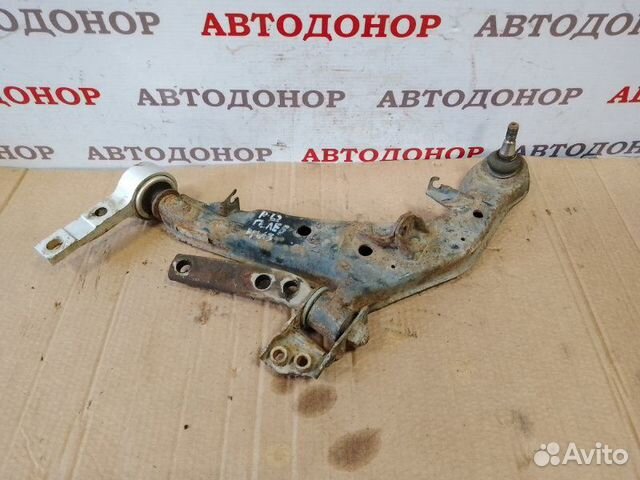 Рычаг передний левый Nissan Primera P12