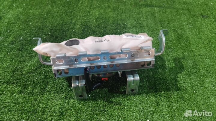 Подушка безопасности в торпедо Nissan Qashqai J11