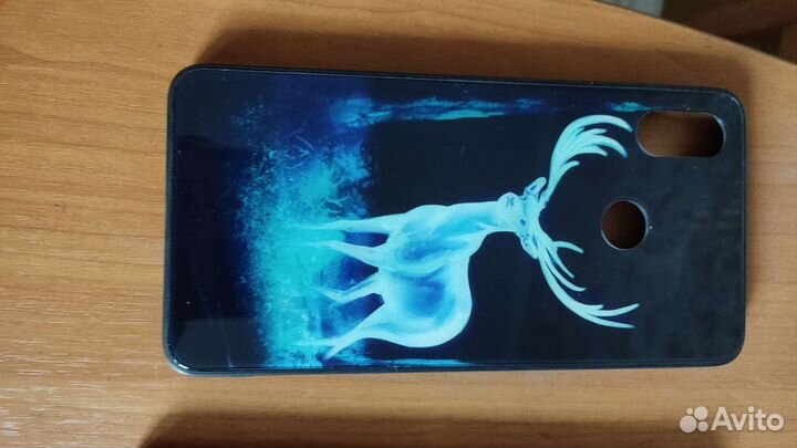 Чехлы на телефон MAX 3