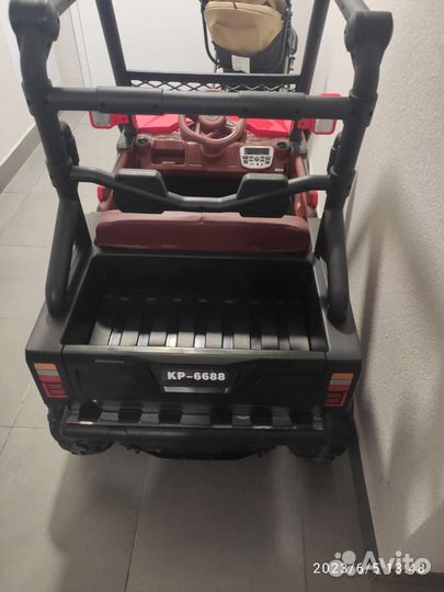 Детский электромобиль