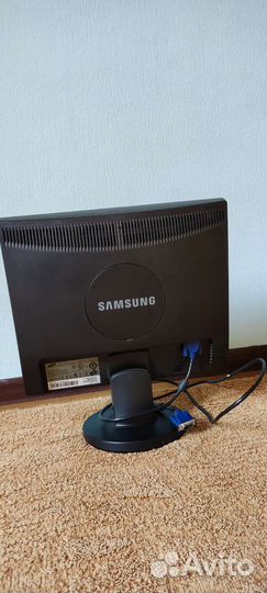 Монитор samsung