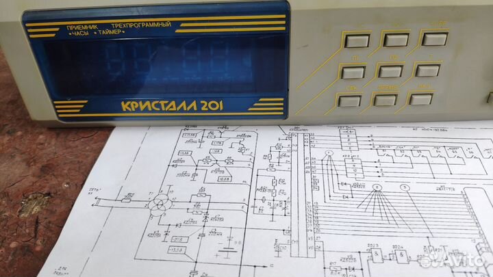 Приемник с часами Кристалл-201, СССР