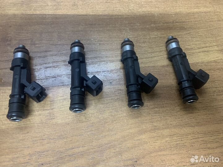 Форсунка топливная Opel Corsa D/Astra H рабочая