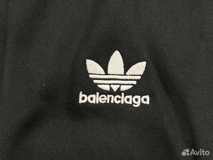 Balenciaga x Adidas zip hoodie как у kai angel