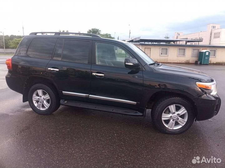 Toyota Land Cruiser, 2013