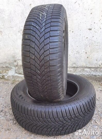 Bridgestone Weather Control A001 215/65 R16 102V