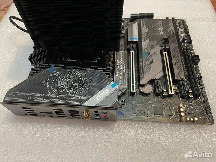 MSI Z590 gaming carbon wifi