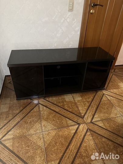 Подставка для телевизора