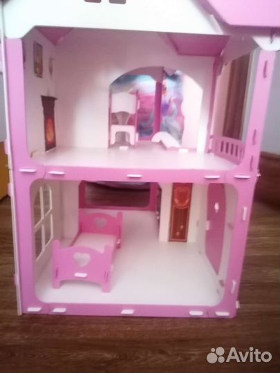 Домик кукольный