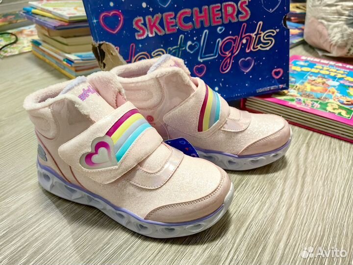 Кроссовки sketchers детские новые