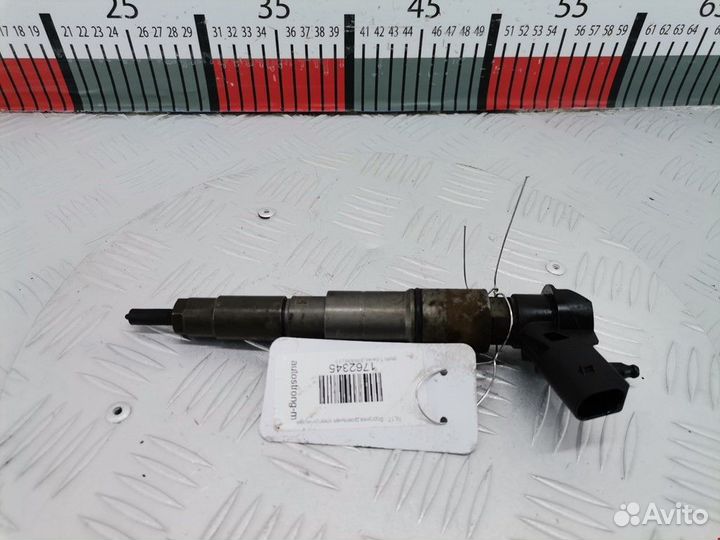 Форсунка BMW 7 E65/E66/E67 2005 13537792721