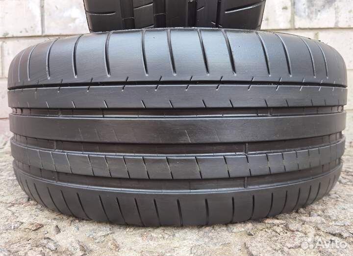 Michelin Pilot Super Sport 255/45 R19 97U