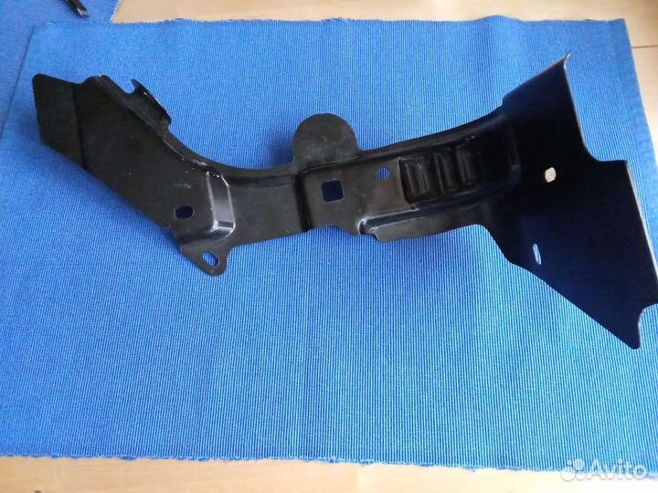 Кронштейн Peugeot-Citroen