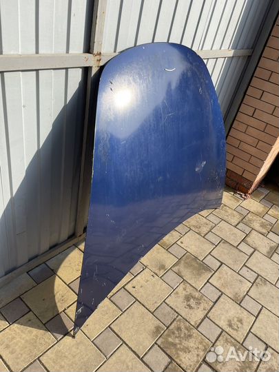 Капот Tesla Model 3