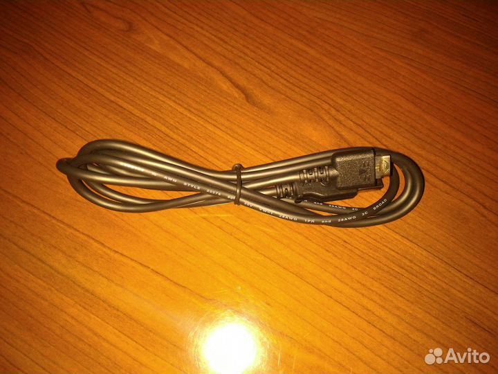 USB дата-кабель для телефона LG