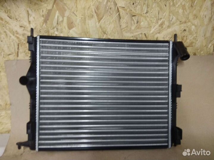 Радиатор Логан Ларгус Альмера G15