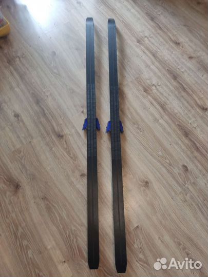 Беговые лыжи Atemi детские с насечками 140