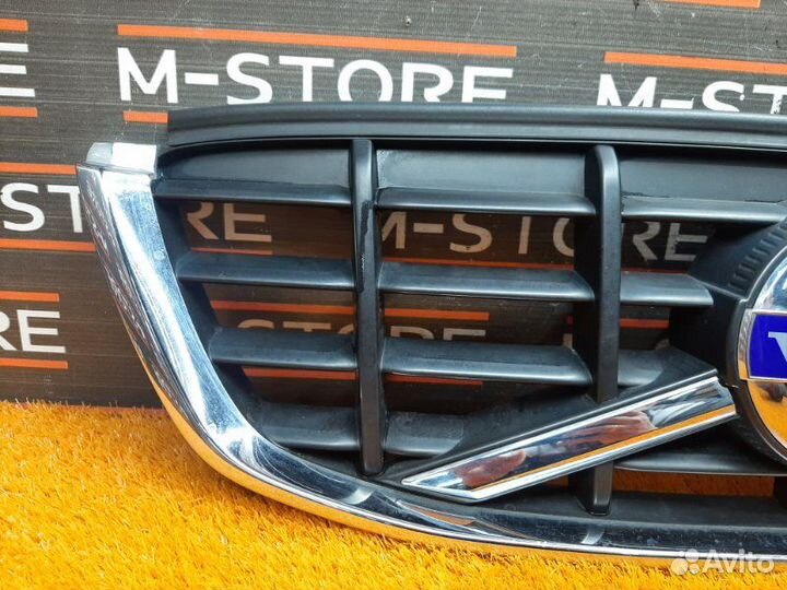 Решетка радиатора Volvo Xc60 DZ44 B4204T6 2011