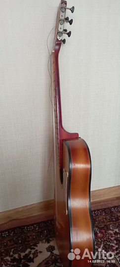 Гитара классическая