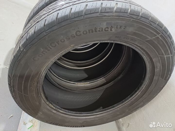 Continental ContiCrossContact LX2 215/60 R17 96H