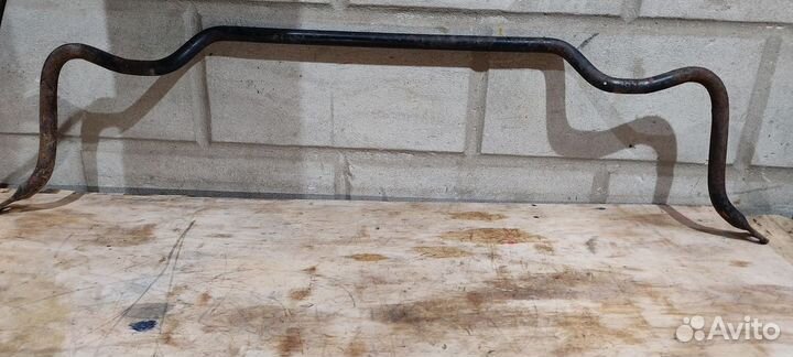 Стабилизатор передней подвески Toyota Mark 2 (Х115