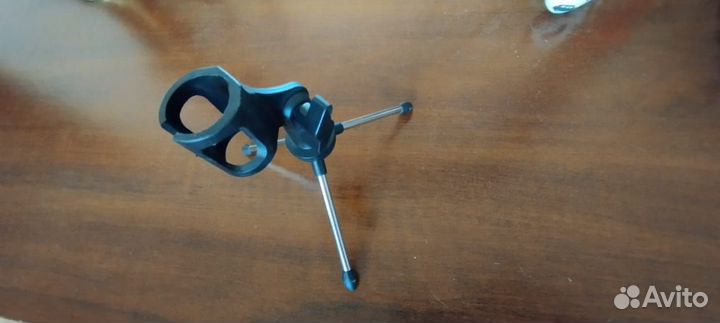 Штатив для микрофона настольный универсальный