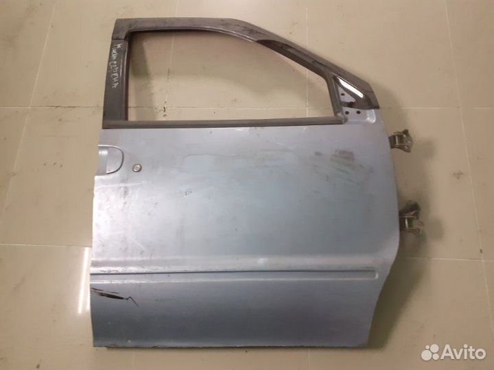 Дверь передняя правая Nissan Serena C23 CD20