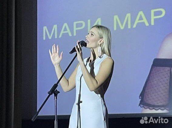 Популярная певица на корпоратив