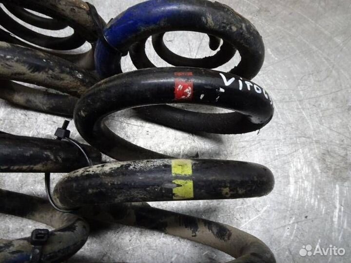 Пружина задняя Mercedes-Benz Vito W638 1999