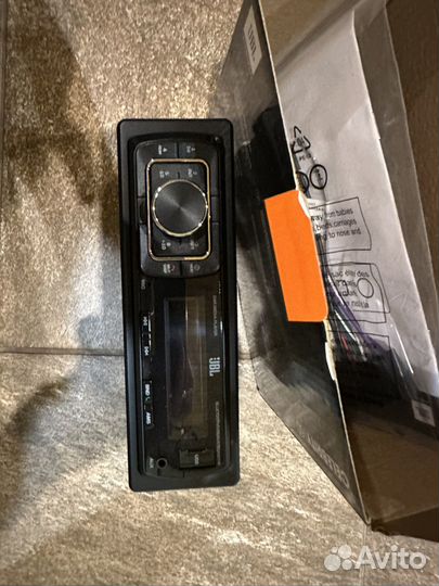 Автопроигрыватель JBL Celebrity 150